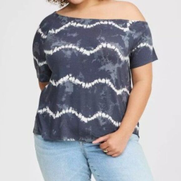 Torrid Grey/Blue and White Tie-Dye Cold Shoulder Blouse 0670 - Picture 2 of 8